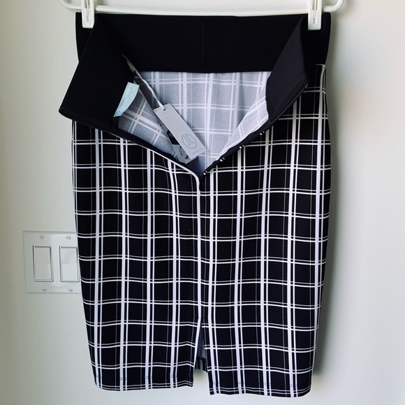 Liz Lange stretchy checkered pencil skirt - Picture 9 of 10